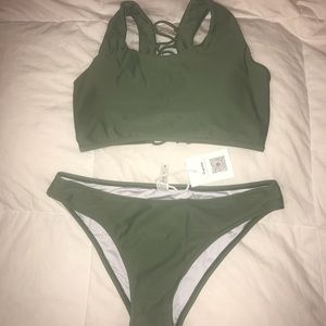 CUPSHE “Macha Mousse Solid Bikini Set”